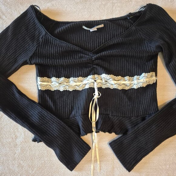 Urban Outfitters Kimchi Blue Womens L Top Crop Whimsigoth Flirty Dark Coquette - Picture 3 of 8